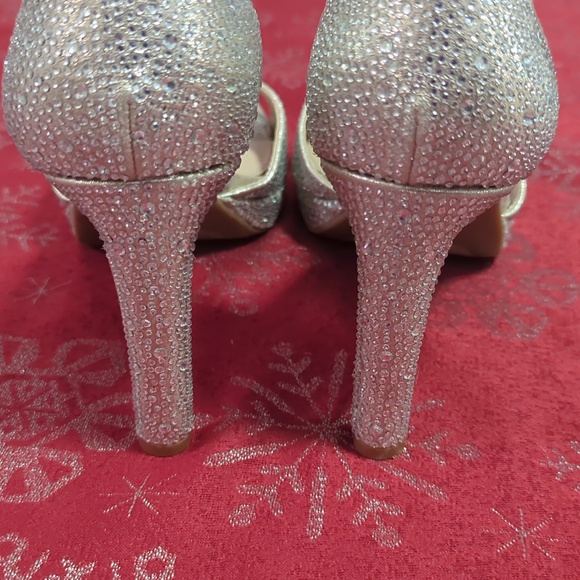 Kelly & Katie Sandals - Picture 4 of 11